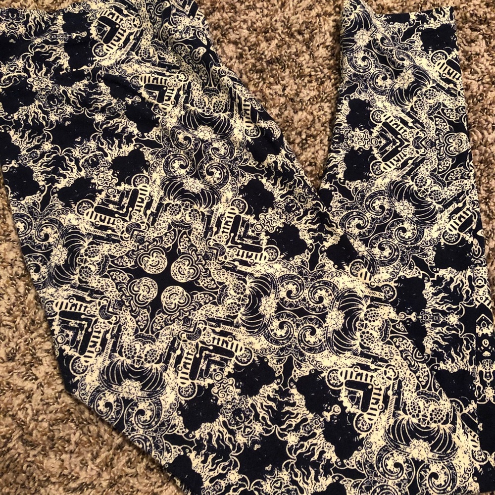 Lula Roe TC Leggings